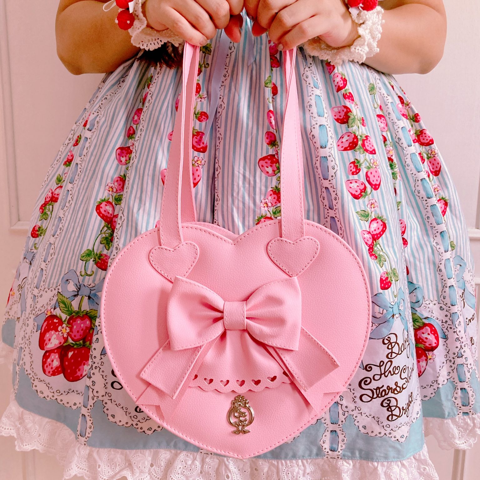 everyday-bubble-heart-handbag-all-colors-cotton-candy-fantasy